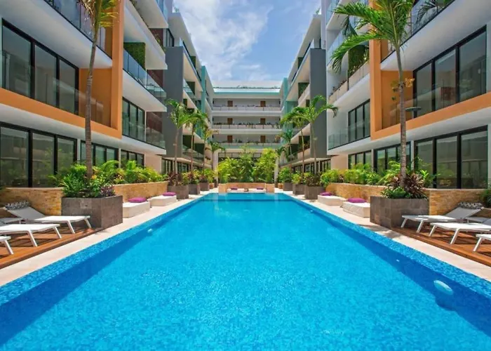 Downtown Exclusive 2br Ph With Priv Pool Gym Cinema