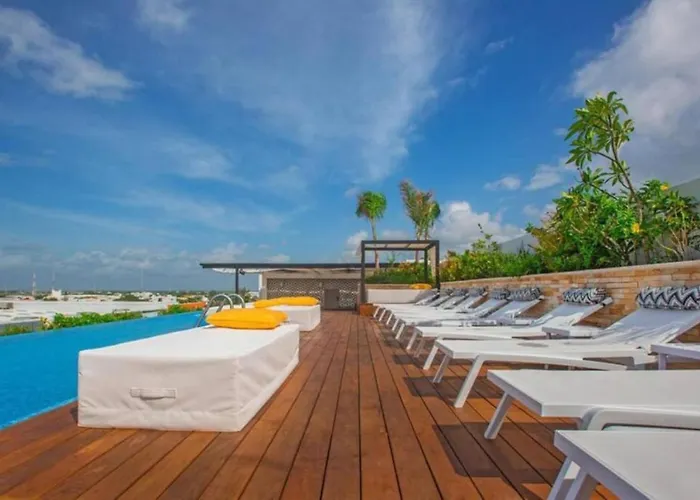 Downtown Exclusive 2br Ph With Priv Pool Gym Cinema Playa del Carmen