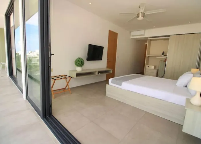 Downtown Exclusive 2br Ph With Priv Pool Gym Cinema Playa del Carmen
