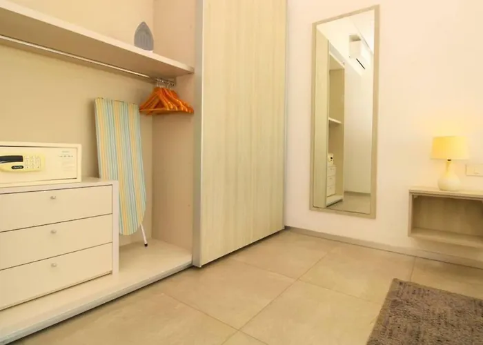 Appartement Downtown Exclusive 2br Ph With Priv Pool Gym Cinema