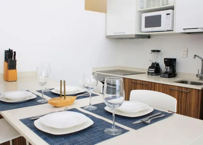 Downtown Exclusive 2br Ph With Priv Pool Gym Cinema